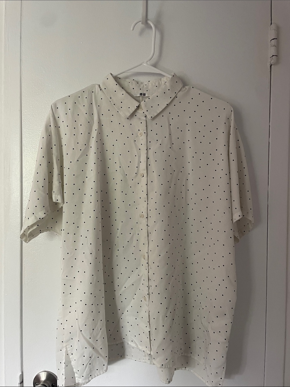 3 for $30 - Uniqlo Cream Short-Sleeve Boxy Blouse with Polkadots